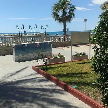 Marina Sol De Espana