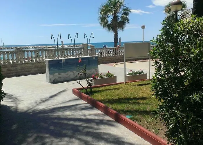 Marina Sol De Espana